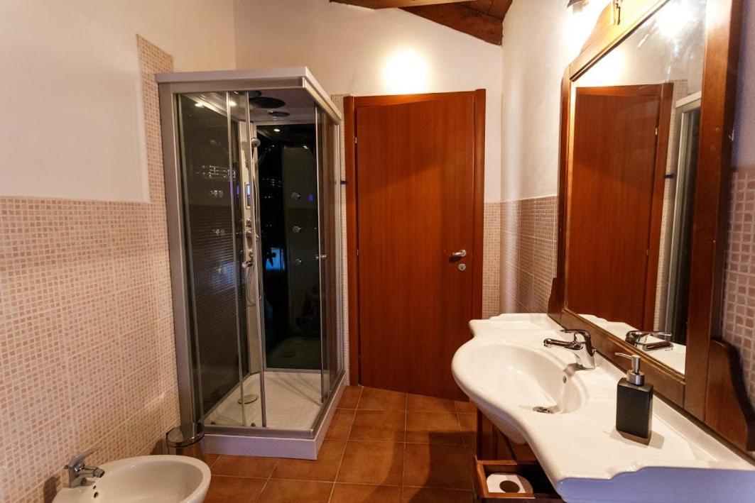 Onlyrooms 卡利亚里 外观 照片